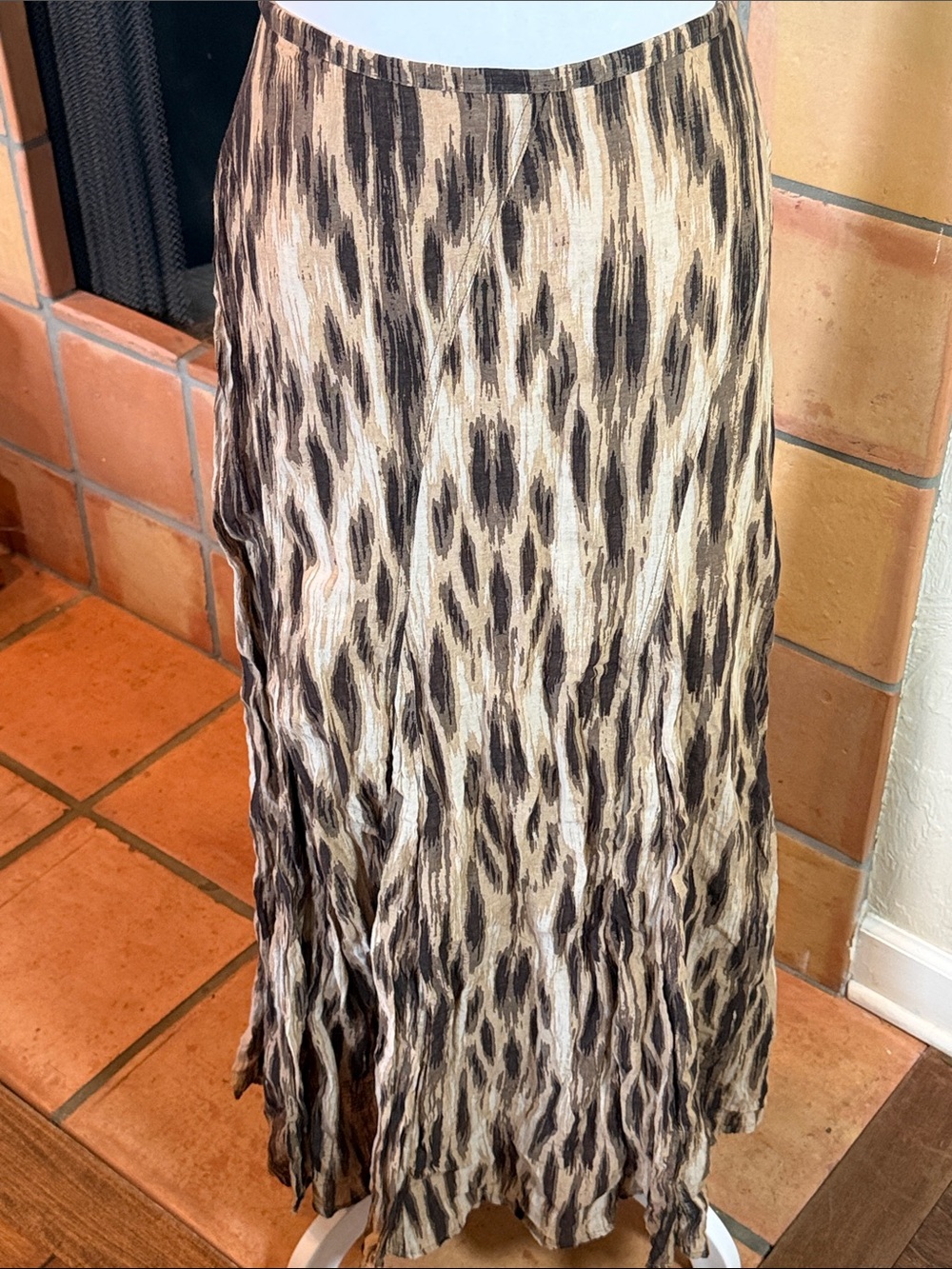 Chico’s Abstract Animal Print Crinkle Maxi Skirt, size XS/6